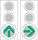 路口设有两组不同交通灯的图片