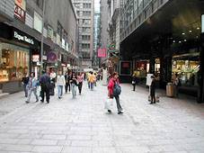 戏院里(现貌)  摄于 2004年4月