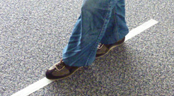 步行及转身测试